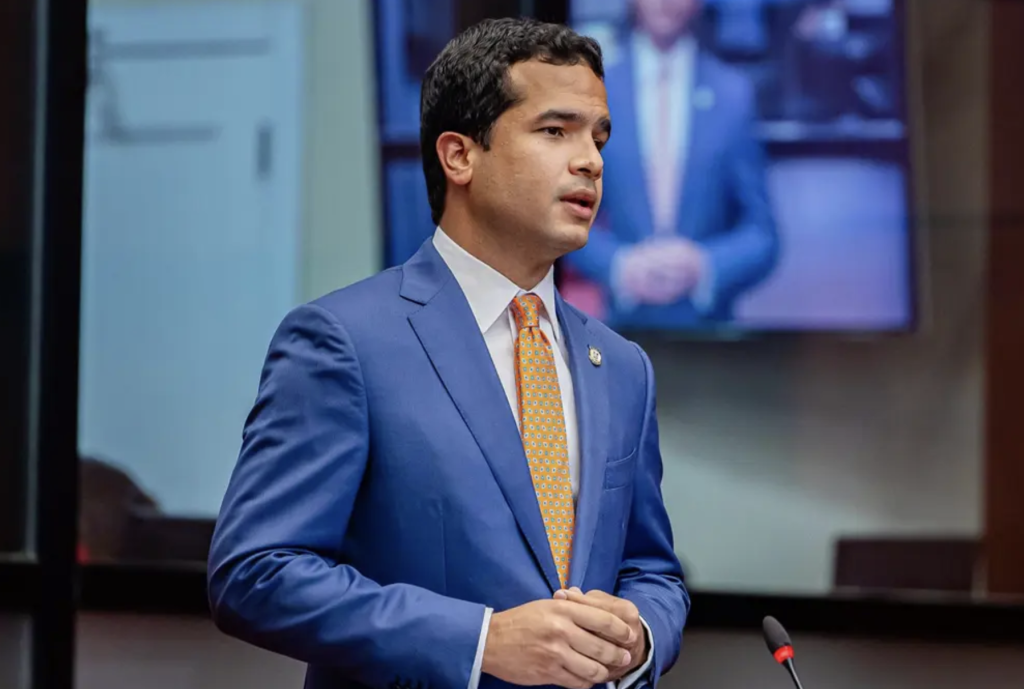 National District senator urges compliance of inflation adjustment law