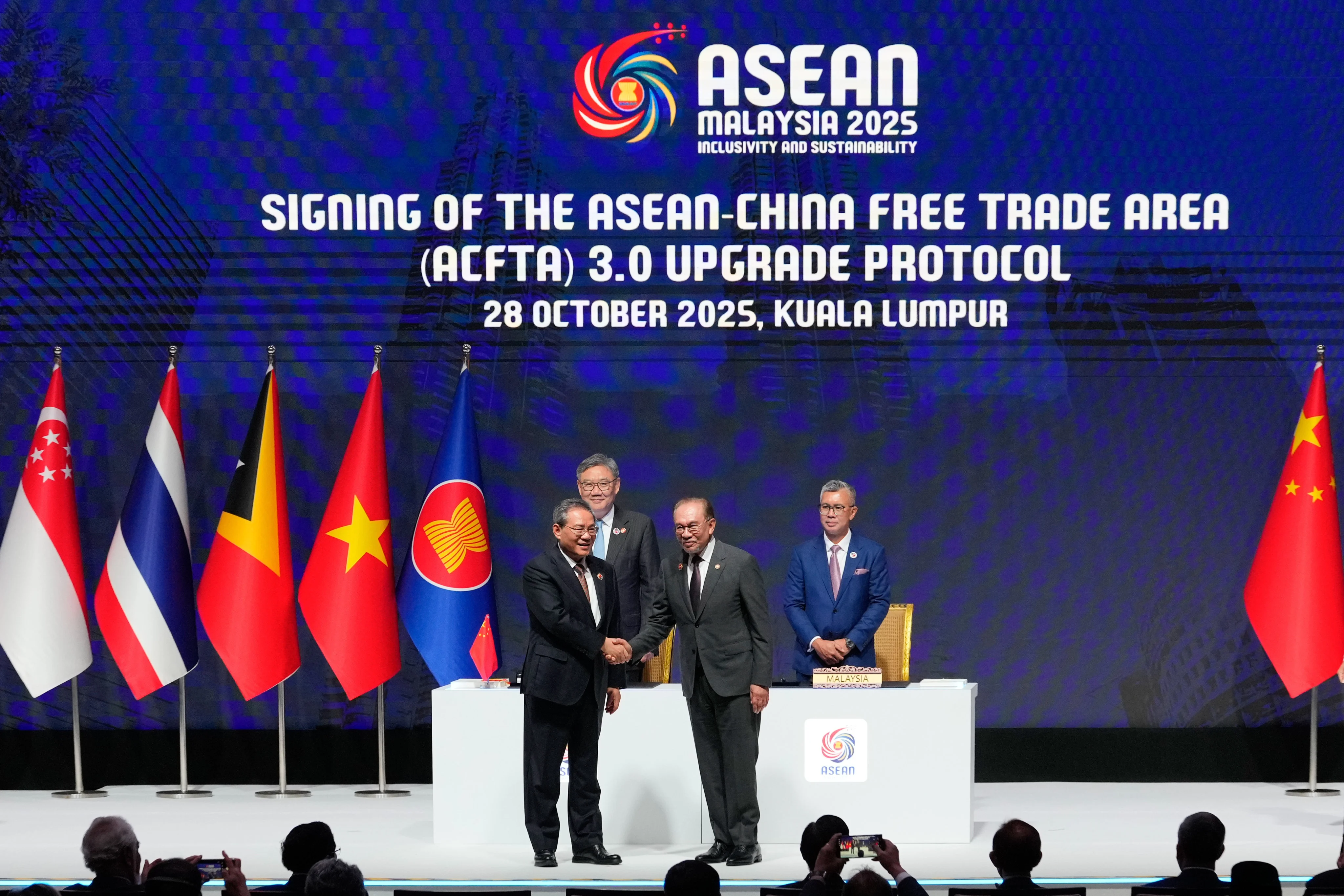China-Asean free-trade pact gets upgrade as Beijing touts regional ties