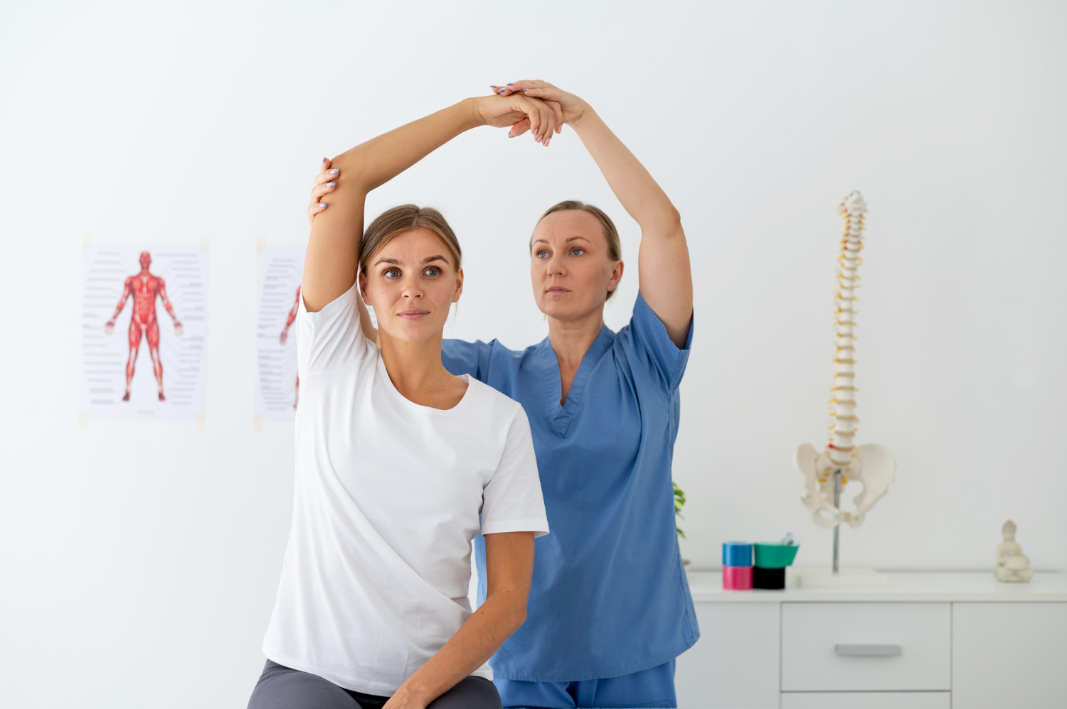 The Role of a Spine Doctor in Calgary in Preventing Long-Term Damage