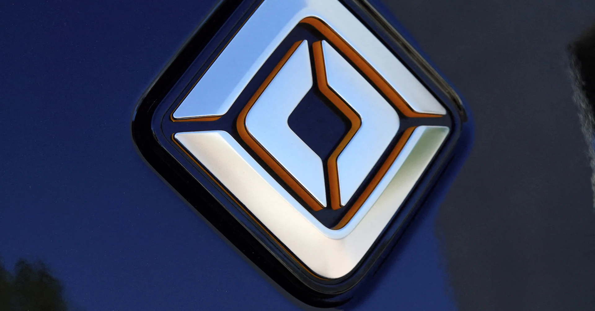 Rivian tops revenue expectations as buyers rush before EV incentive expiry