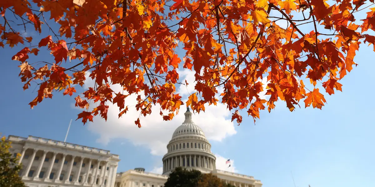 Longest Government Shutdown Ever: Impact on Airports, SNAP, Workforce