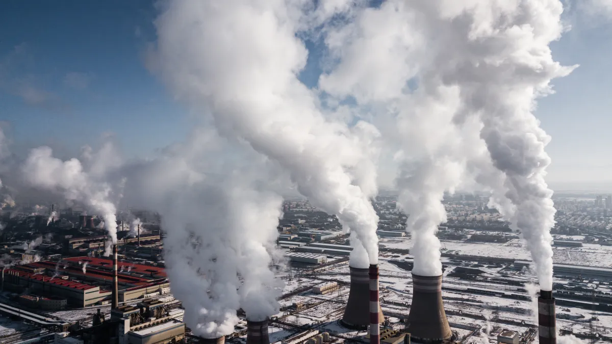 Climate-fighting efforts show slight gain but still fall short