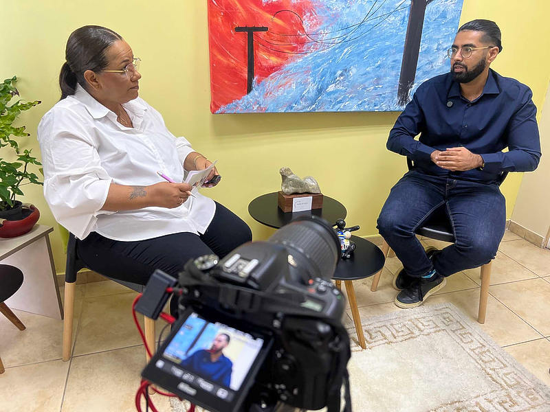 Ku un base bo por hasi hopi kos