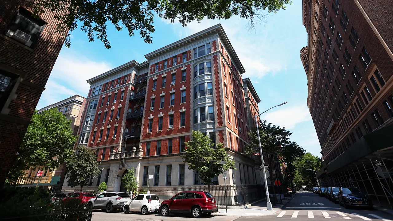 NYC rent freeze proposal draws expert warnings about market damage