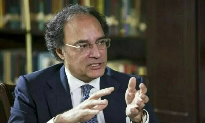 Govt moving towards deregulation of sugar, wheat sectors, says Aurangzeb