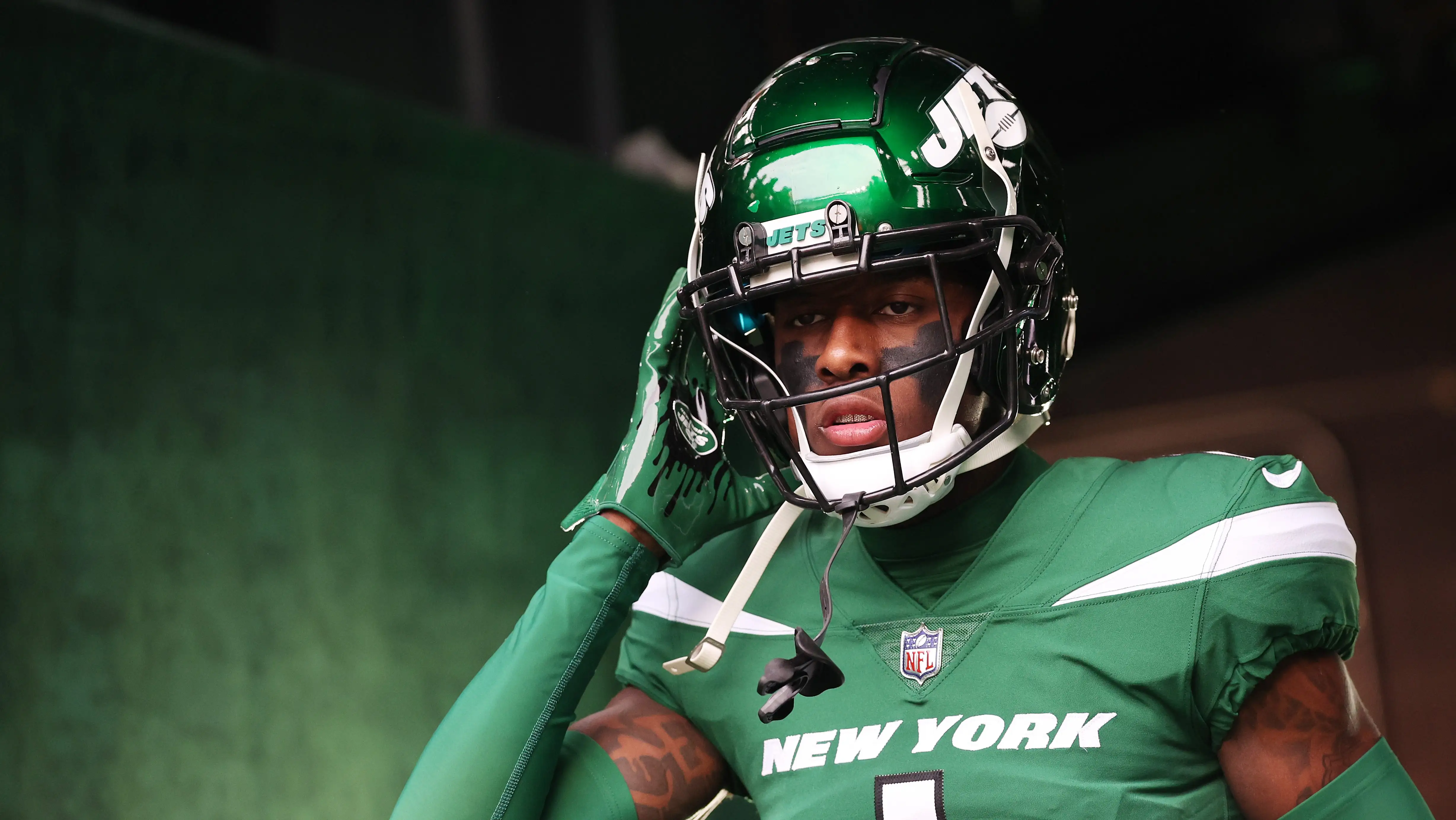 NFL Analyst Believes Colts Blockbuster Trade Helps D-Line