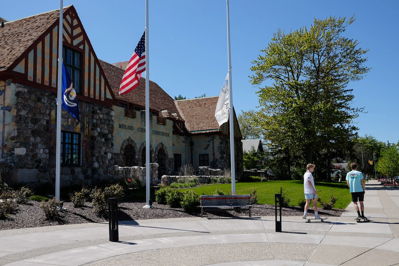 Mid-Michigan man charged with sexually abusing 6-year-old faces 12 felonies