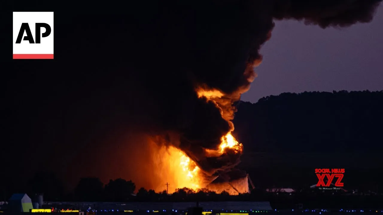 UPS plane with 3 aboard explodes after crash at Louisville airport (Video)
