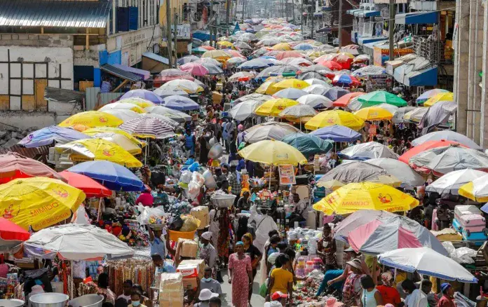 Cooking Oil and Rice Dominate Ghana’s Informal Trade