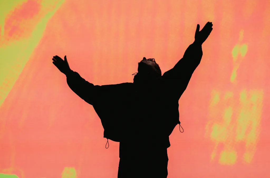 Oasis Play to 180,000 Fans Across Three Melbourne Shows