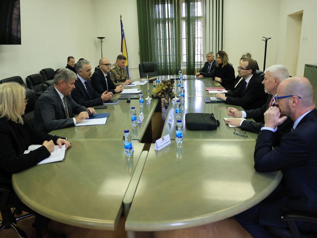 Bosnia, Austria discuss cooperation under “Graz-Krems” defense format (PHOTO)