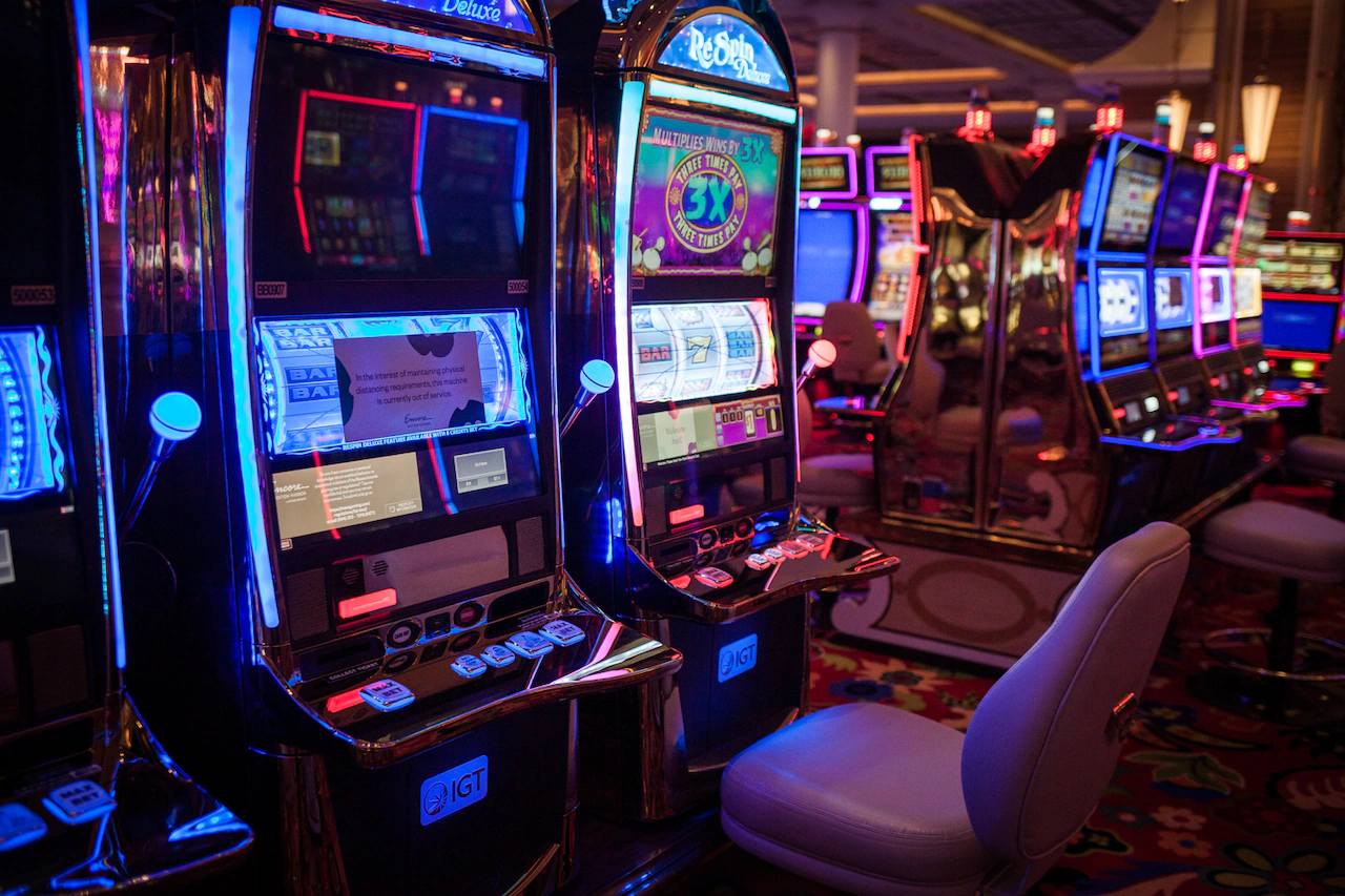 Mass. casino winner: Lucky player turns small bet into nearly $100,000 prize