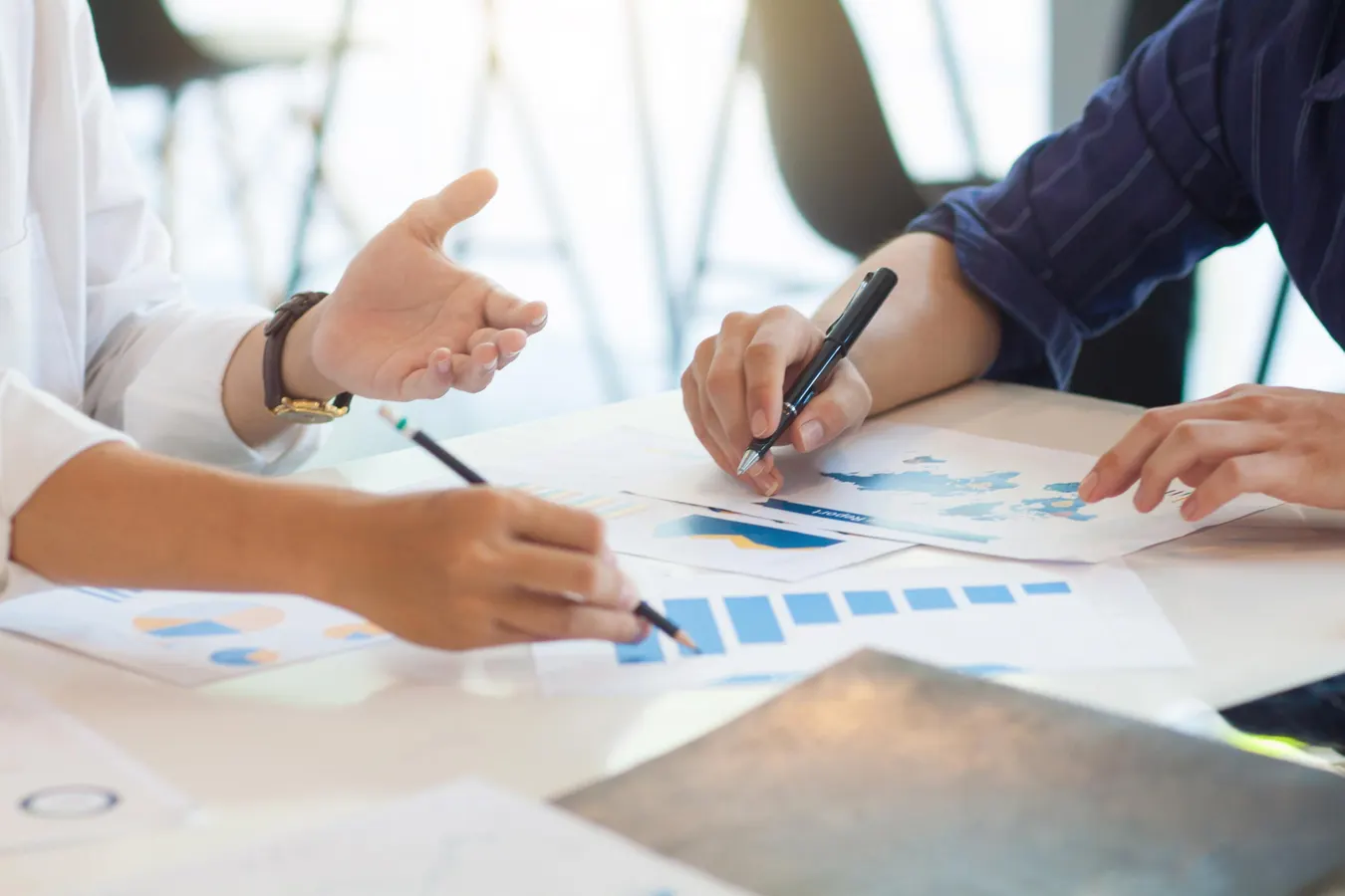 4 Ways To Negotiate A Raise For The New Year