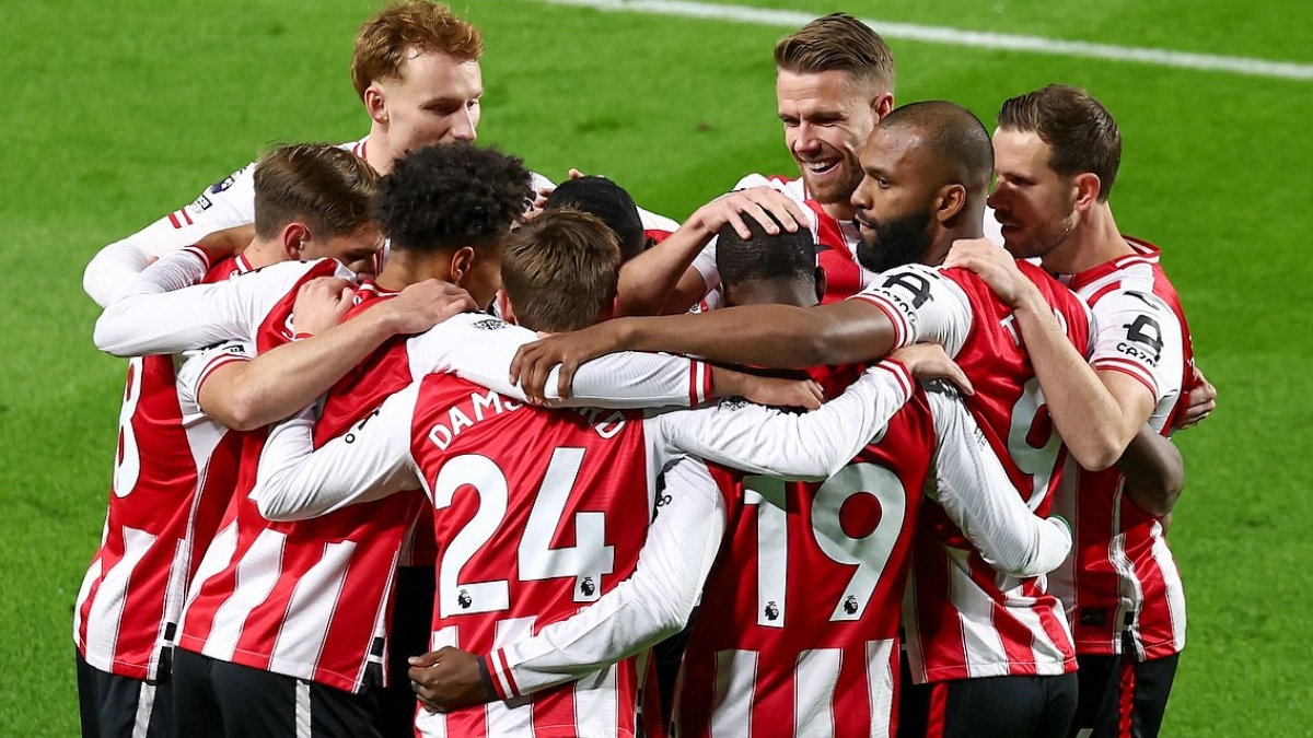 Grimsby Town vs Brentford, Carabao Cup 2025–26 Live Streaming Online: How To Watch EFL Cup Fourth Round Match Live Telecast on TV & Football Score Updates in IST?