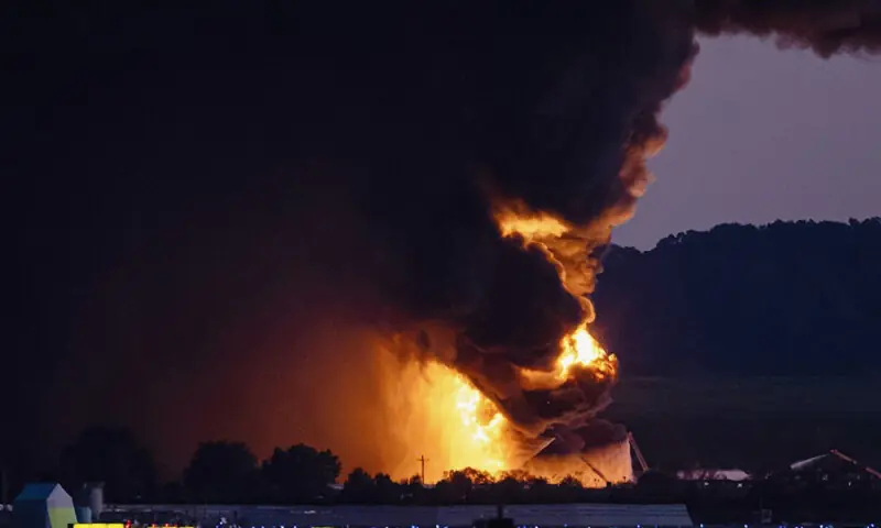 At least 9 dead after cargo plane crashes near Louisville airport