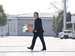Mirziyoyev departs for Qatar - Qalampir.uz