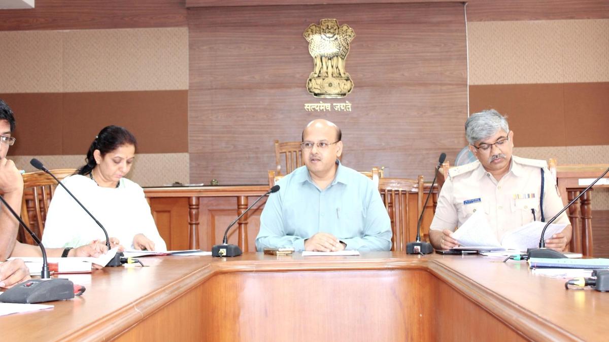 Awareness programmes key to road safety, says Koppal Deputy Commissioner