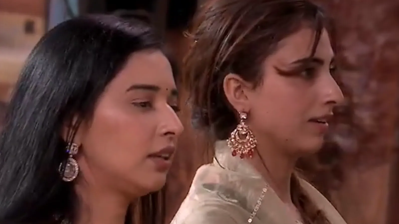 ‘Main Hoon TV Ka Superstar:’: Gaurav Khanna Lashes Out At Farrhana Bhatt In Bigg Boss 19