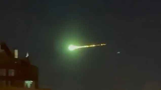 Mysterious ‘flaming green ball’ spotted above Moscow – what was it?