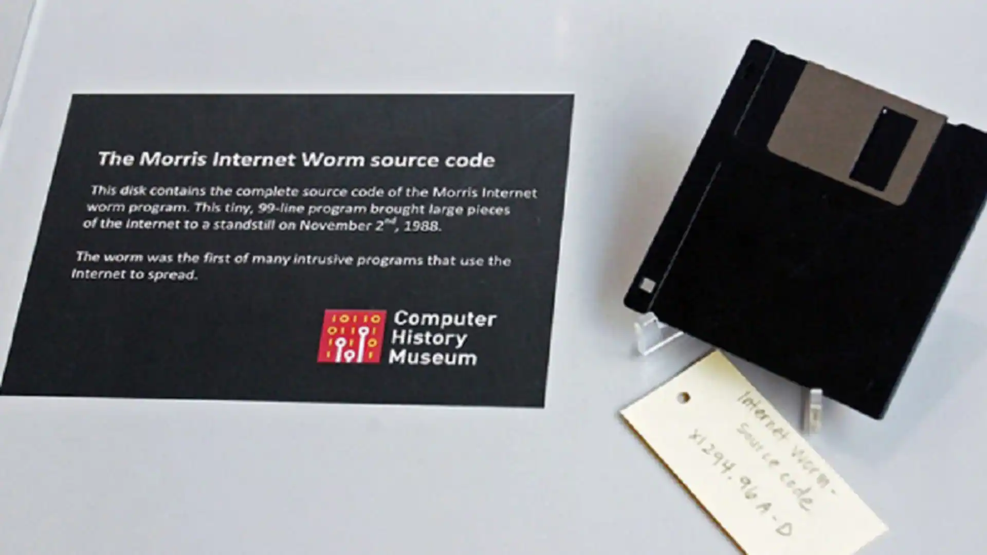 This self-replicating malware played havoc on the internet in 1988