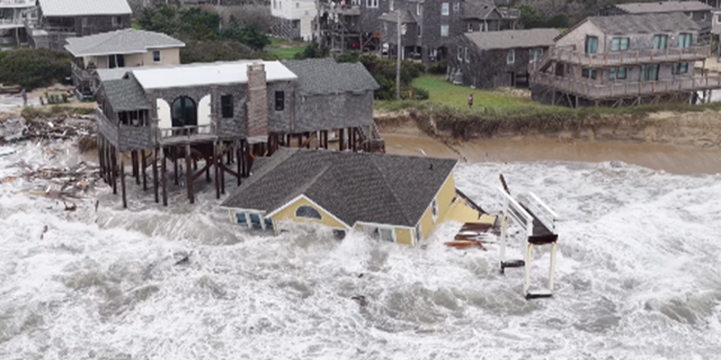 2 more Outer Banks homes collapse into Atlantic bringing total to 13 in a month