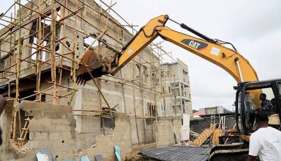 Opinion : Sanwo-Olu, Lagos State and Demolitions Here and There