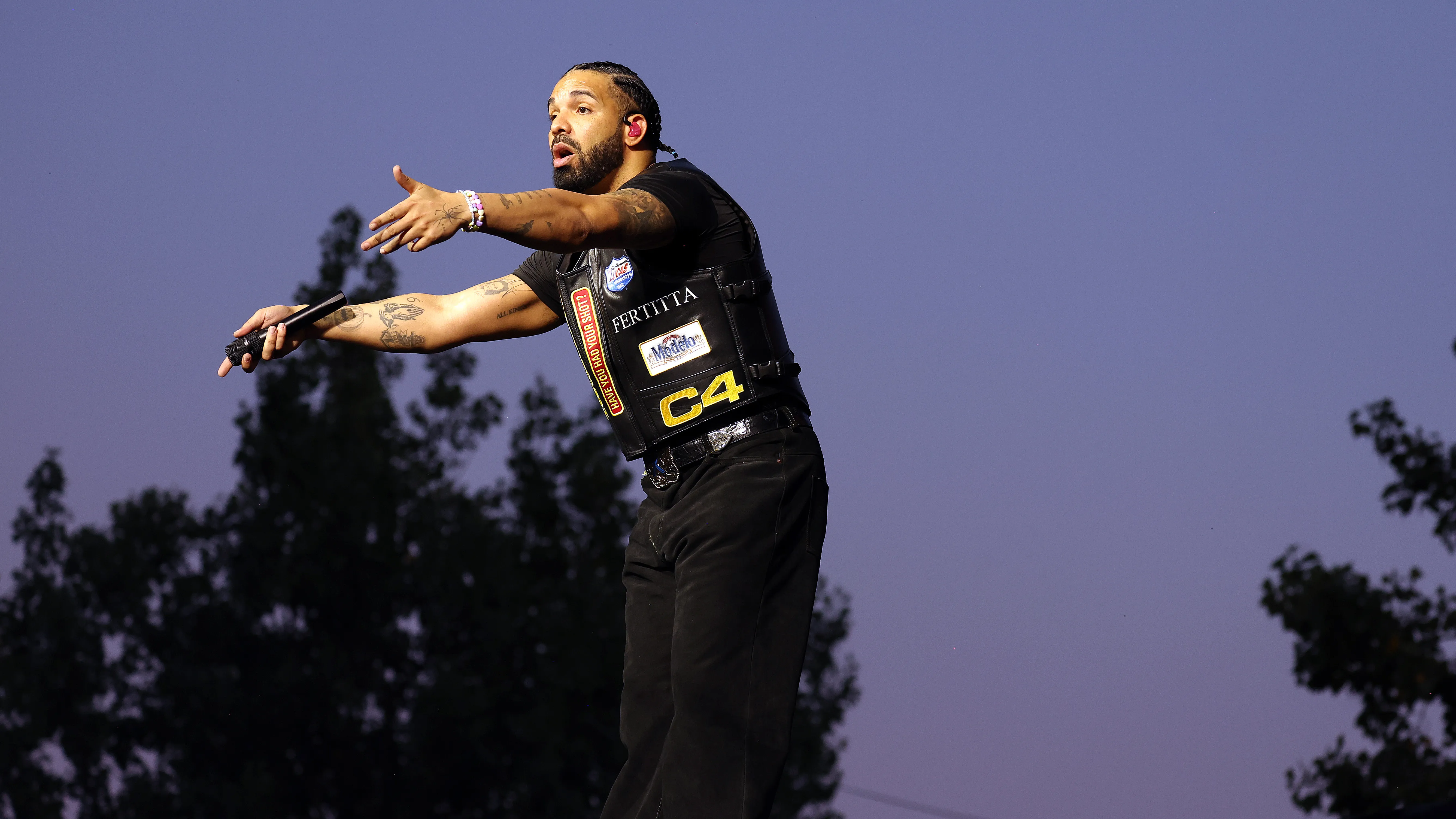 Spotify Failed to Act on Bot-Farmed Drake Streams, Class-Action Lawsuit Alleges