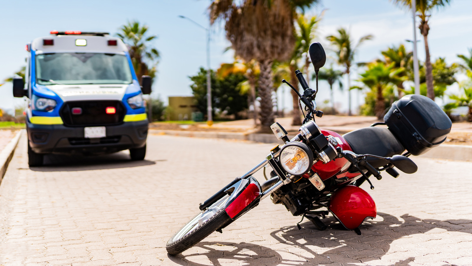 How To Safely Lift A Motorcycle Off The Ground By Yourself