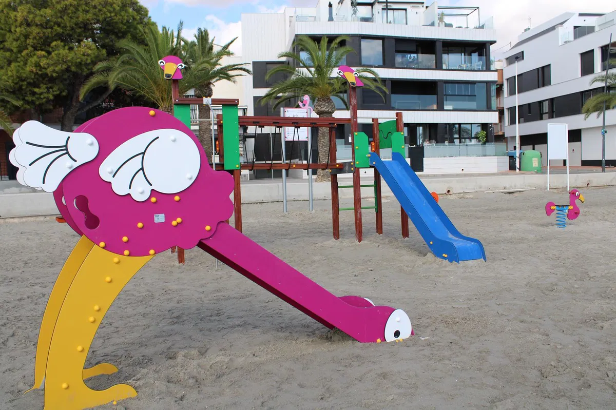 Mingo the Flamingo stars in new beach playgrounds