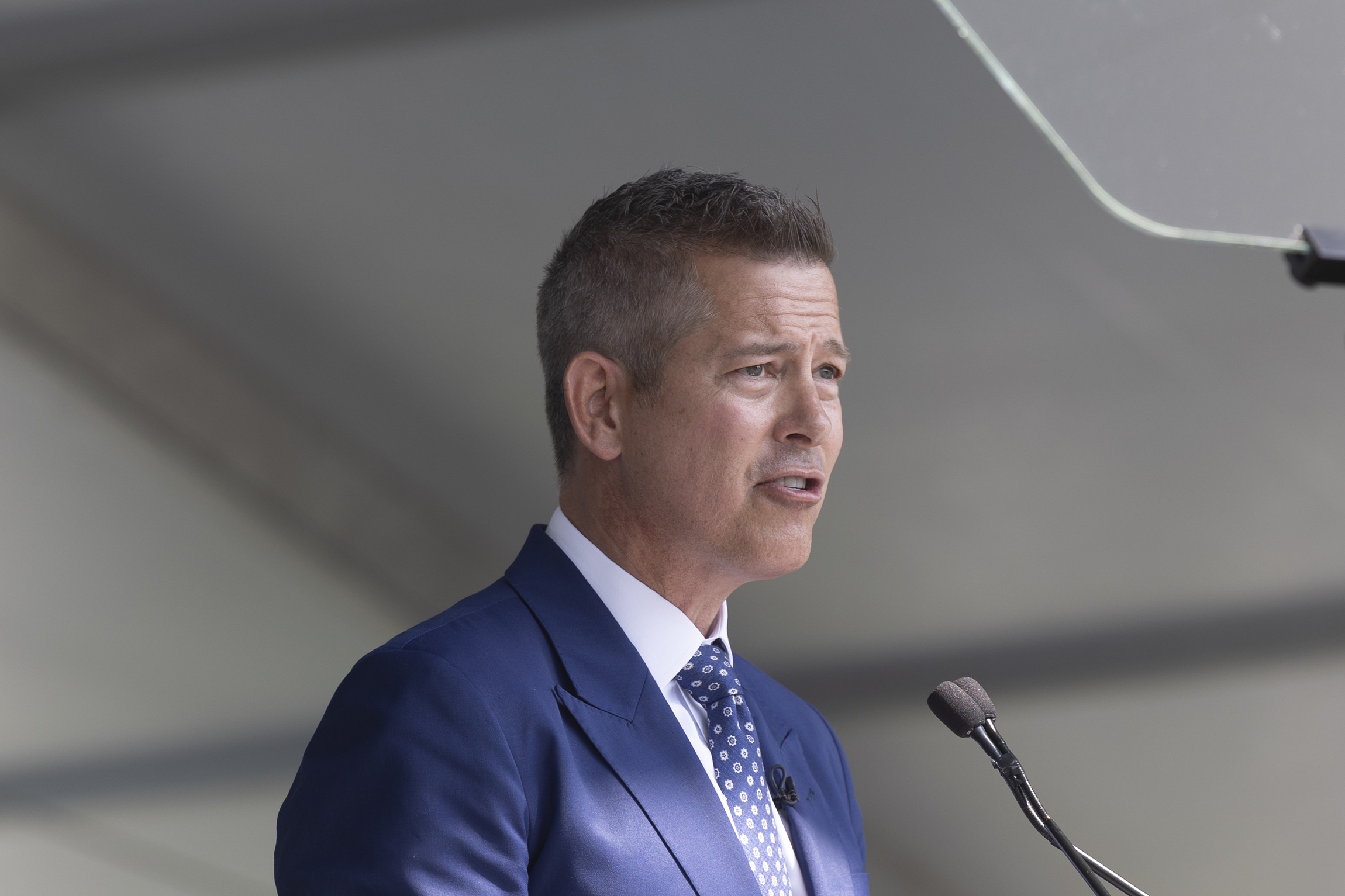 DOT Secretary Duffy Threatens to Close Airspace Amid Ongoing Shutdown Standoff