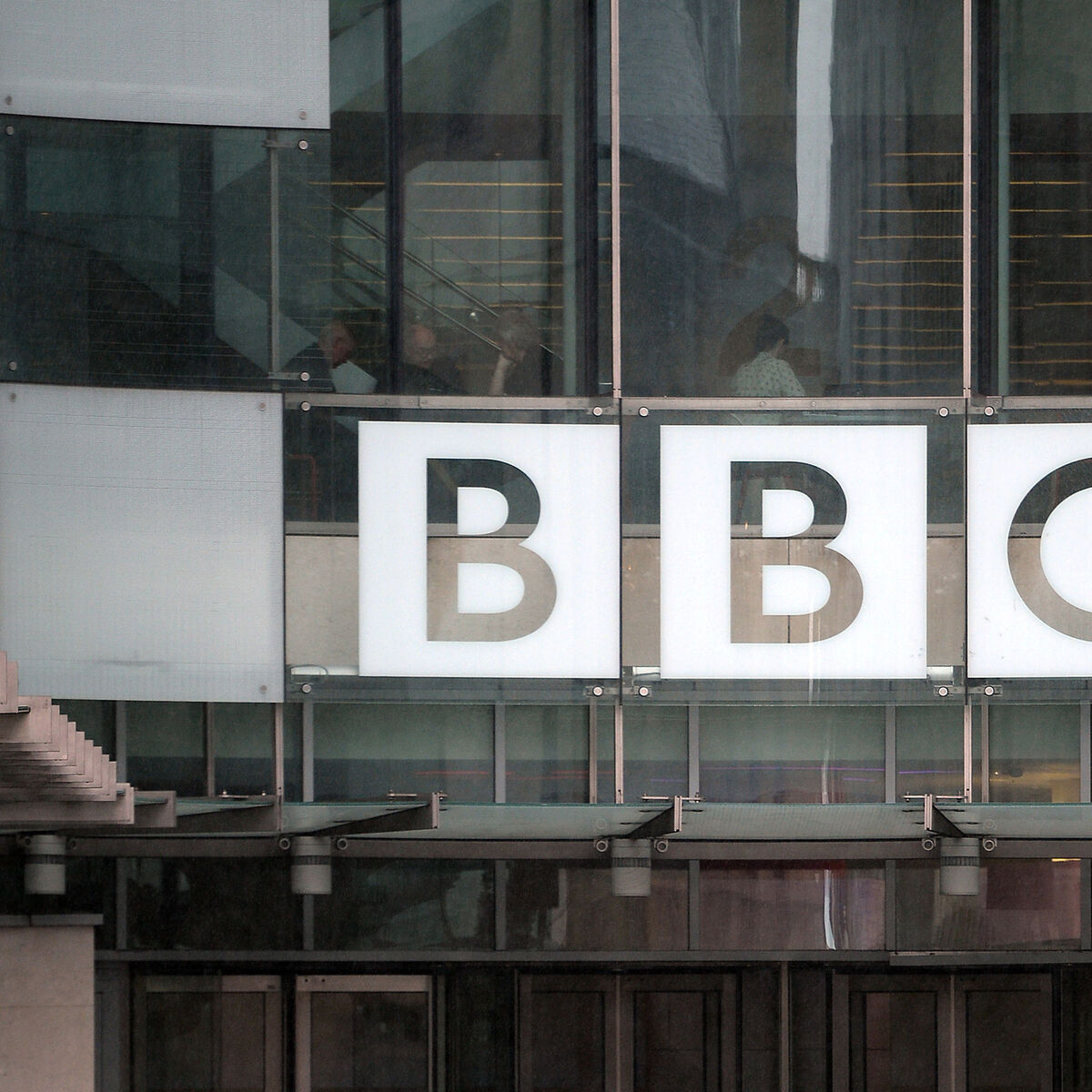 BBC Middle East editor sues Owen Jones for libel at High Court over Gaza article