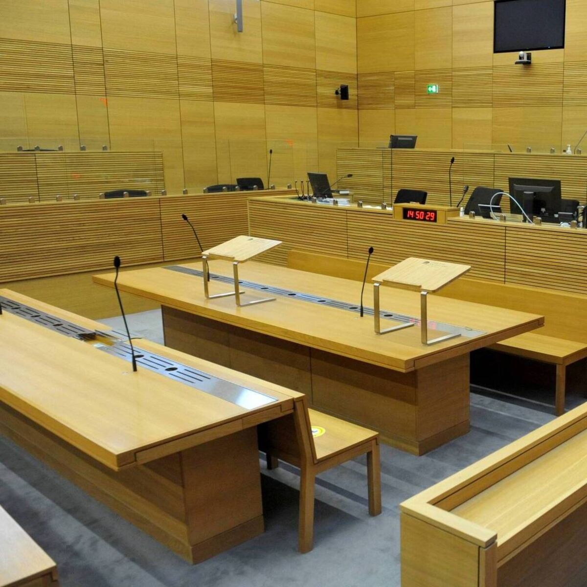 Sentencing for Cork arson attack delayed over lack of psychiatric report