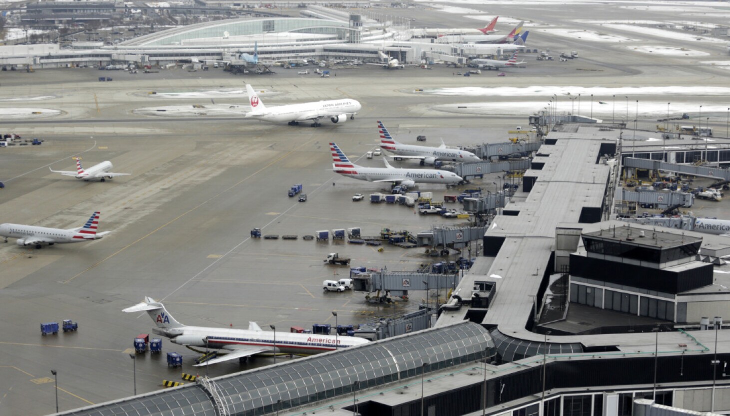 Top O'Hare official indicted on fraud charges linked to snow removal services at the airport