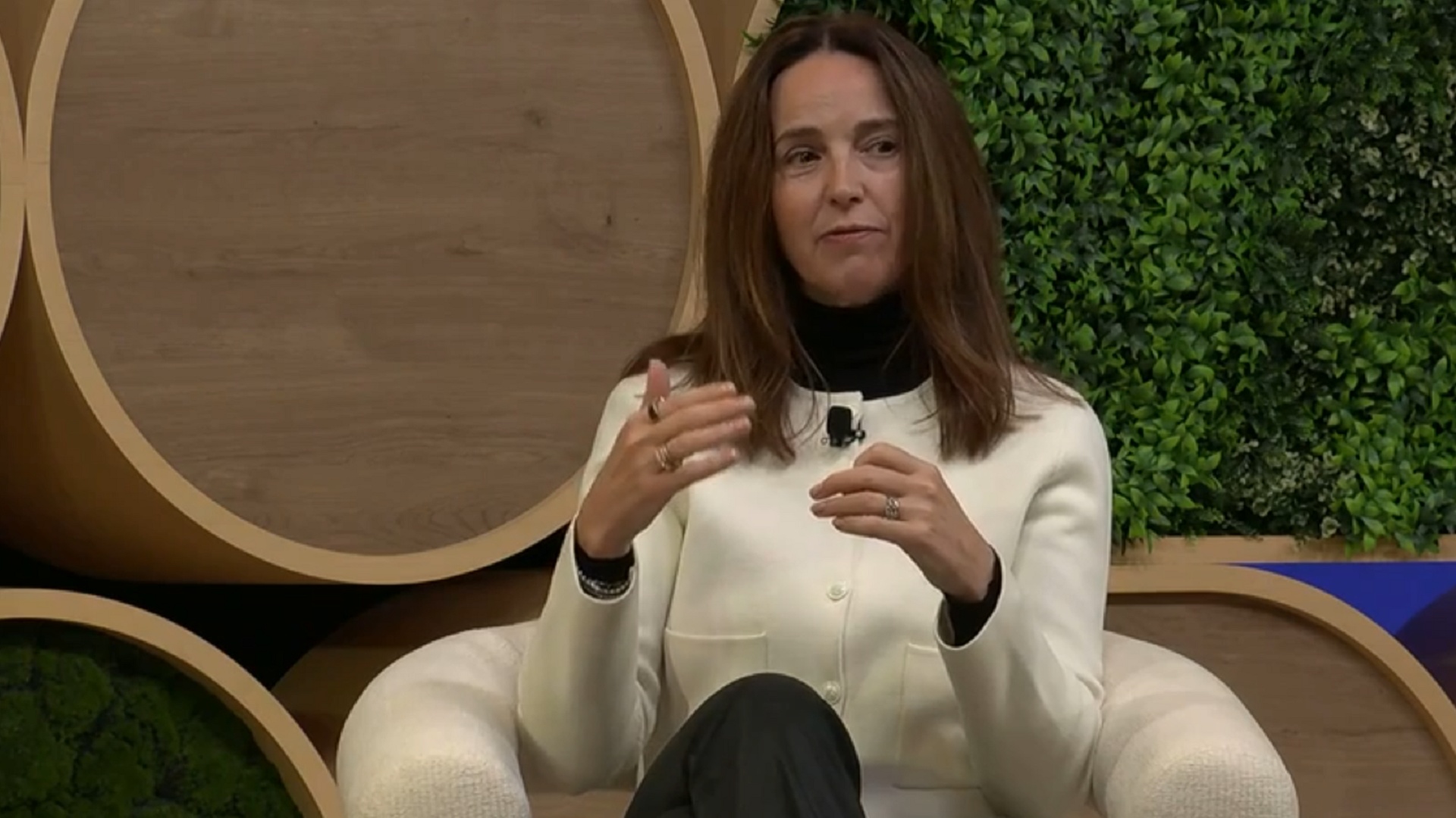 OpenAI CFO Sarah Friar says company is not seeking government backstop, clarifying earlier comments