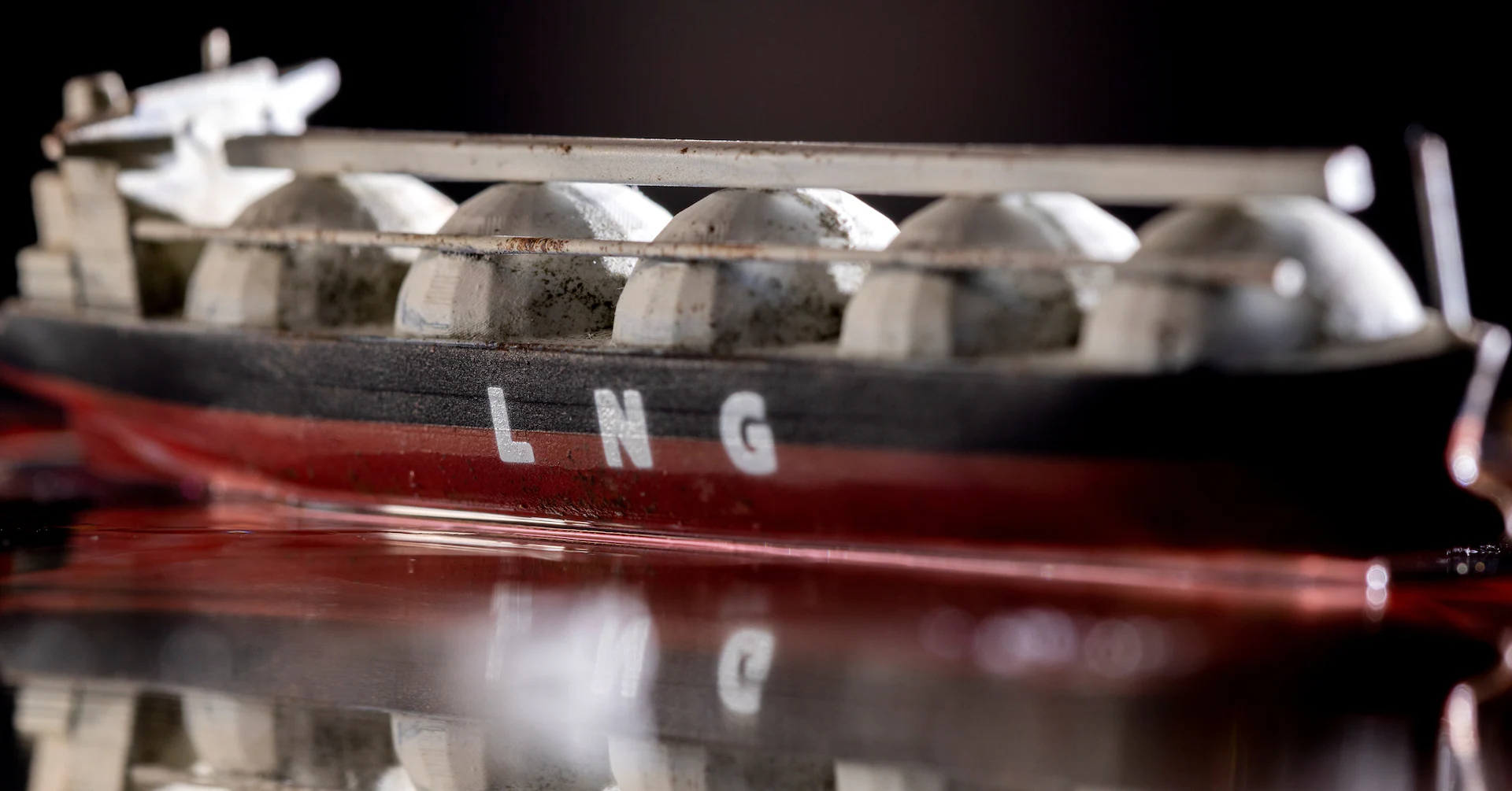 Exclusive: Poland in talks to import more LNG from U.S. to supply Ukraine, Slovakia