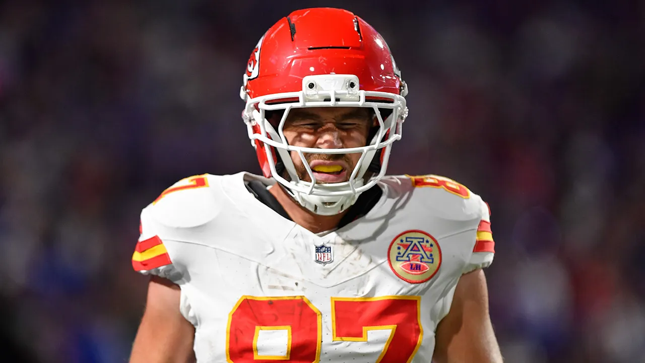 Travis Kelce upset with concussion check after Bills defender's hit