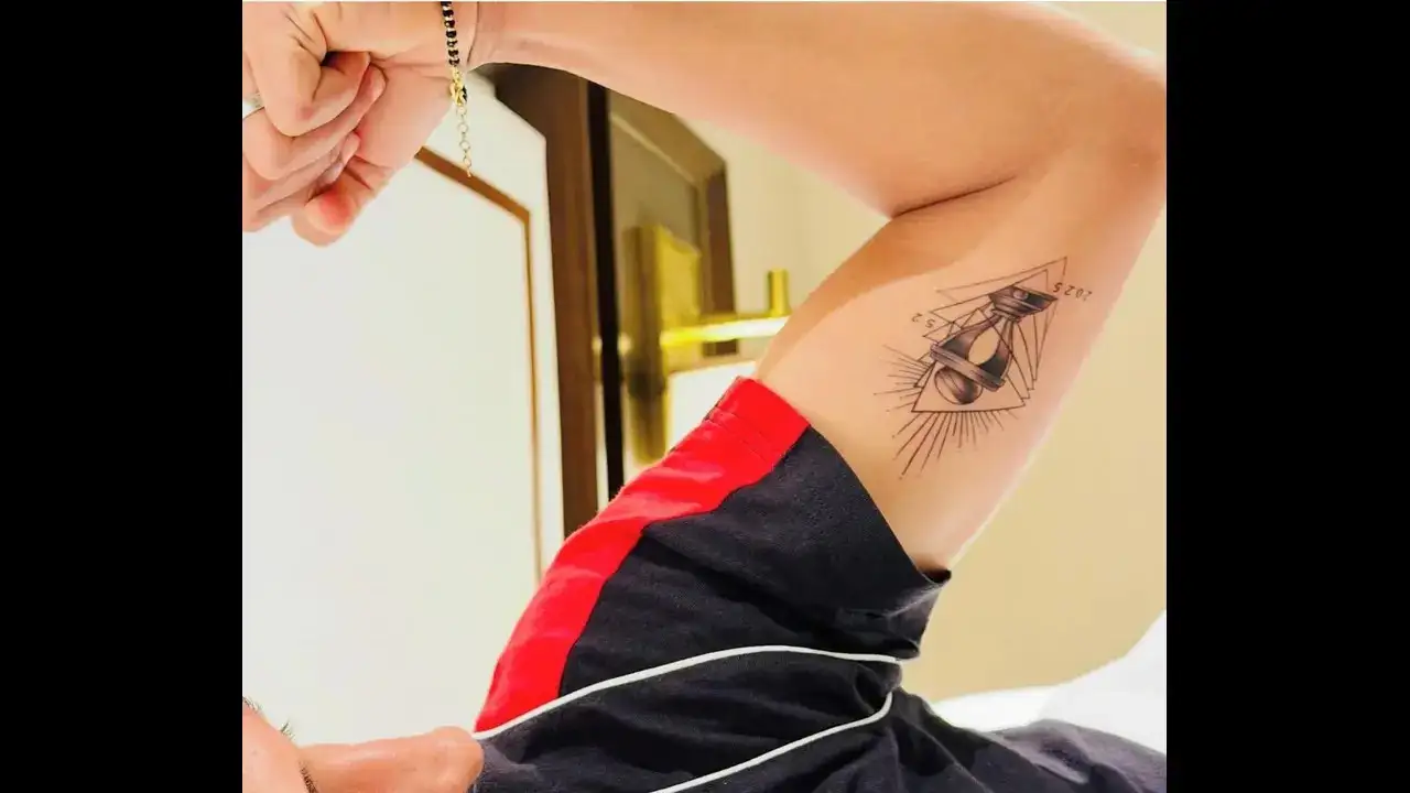 Etched in Glory: Harmanpreet Kaur Immortalizes India’s First Women’s World Cup Triumph with Trophy Tattoo