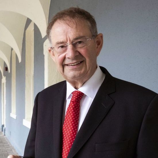 Éamon Ó Cúiv does not rule himself out of Galway West by-election race as Independent Ireland confirms Noel Thomas as candidate