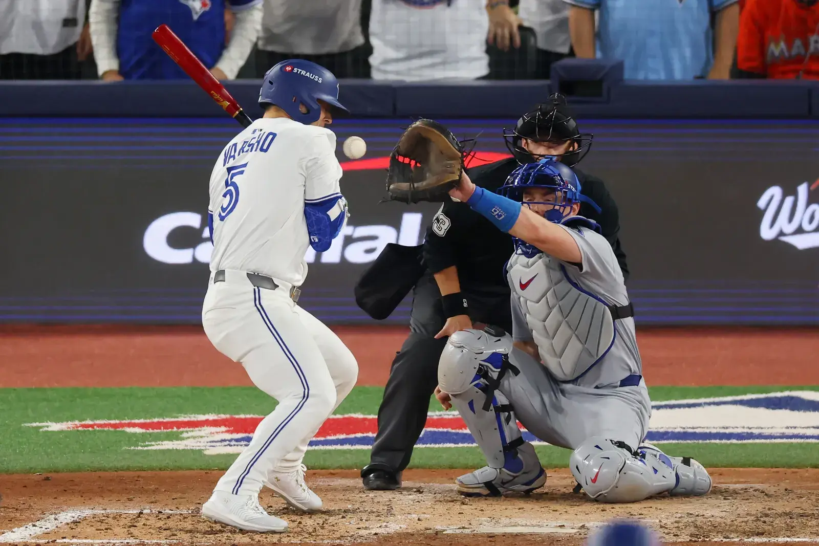 Umpire’s Second Game-Changing Call of Postseason Mars Game 3, Fans Claim