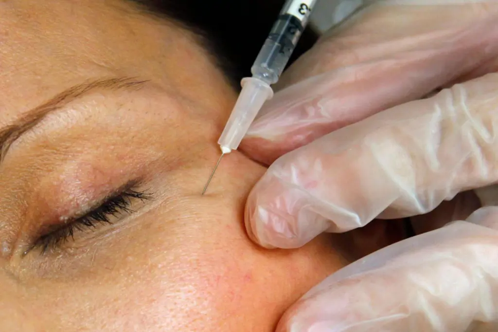 FDA warns websites selling unapproved Botox