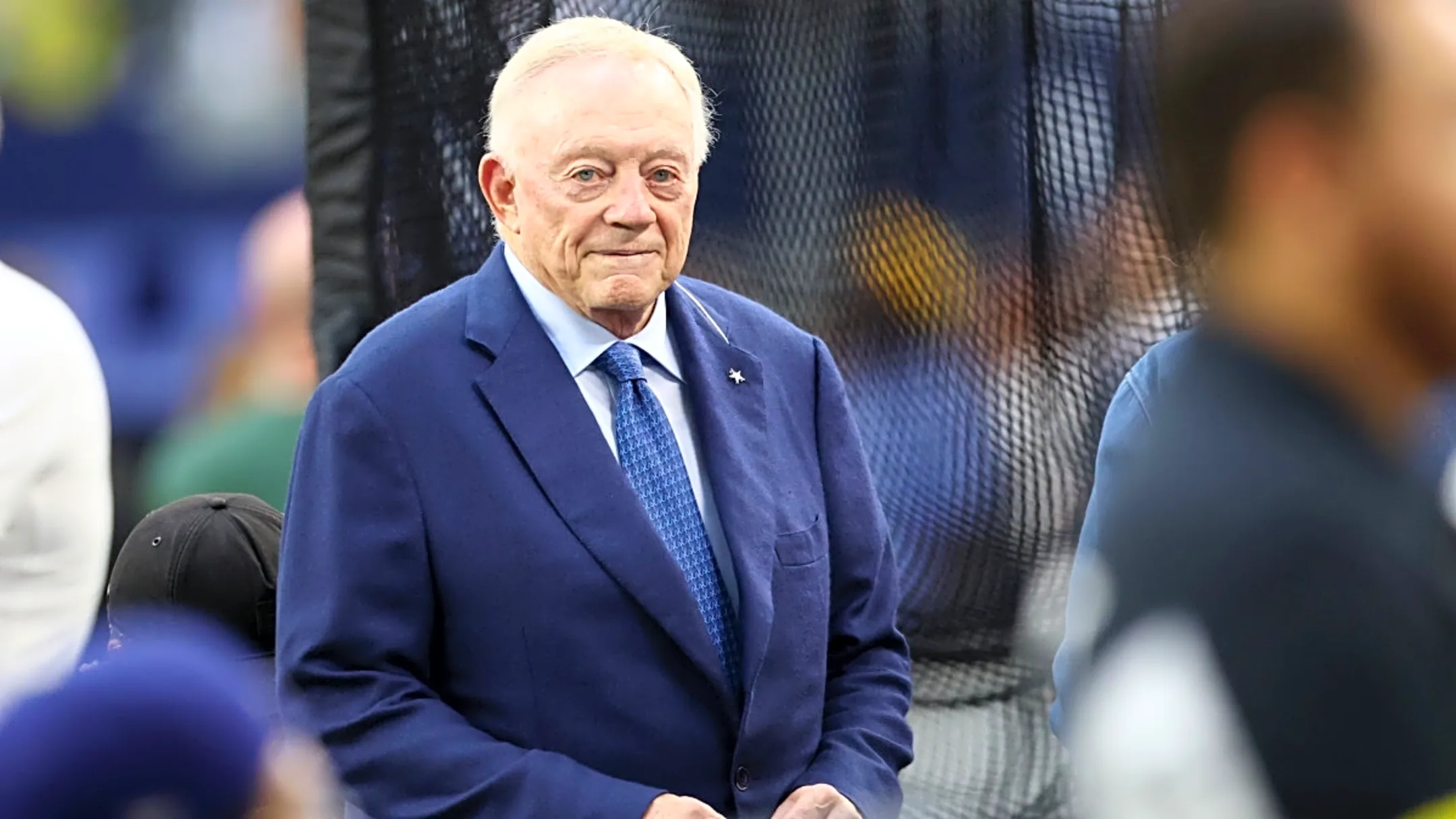 Cowboys Nation wakes up to news it didn't want to hear ahead of NFL trade deadline