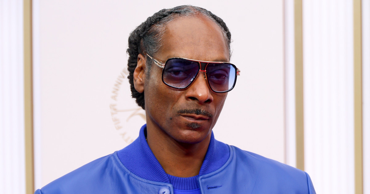 Snoop Dogg Tells Fans ‘Don’t Worry’ After NYE Special is Canceled