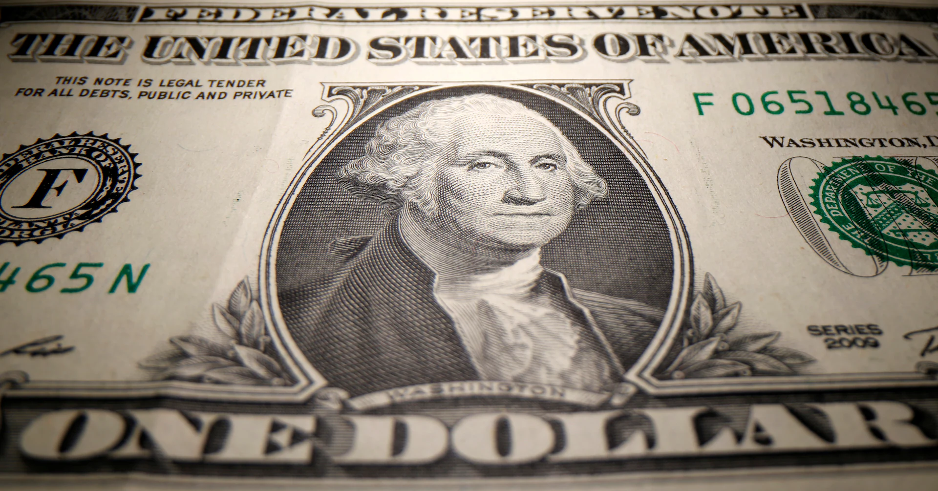 Dollar dips from peaks, sterling squeezed ahead of BoE