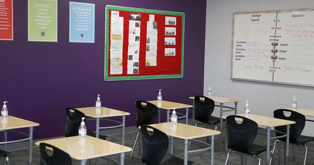 Oklahoma lawmakers study incentive pay for teachers