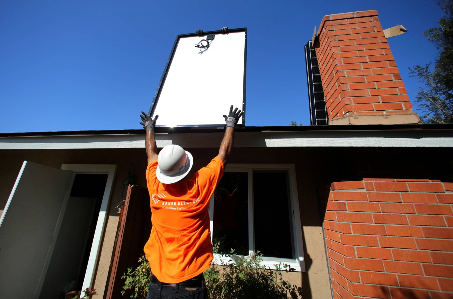 Consumer watchdog warns of solar panel inspection scams