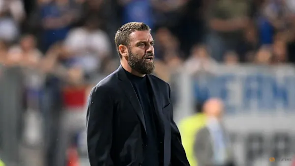 Genoa appoint De Rossi as manager to replace Vieira