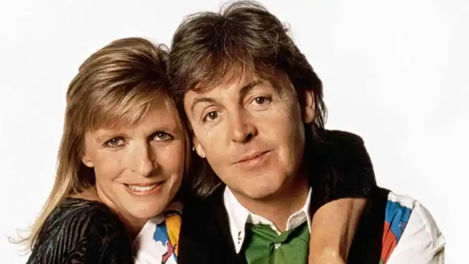 Paul McCartney and His Wife Linda Once Sent A Journalist Their Baby’s Poop; Here’s Why