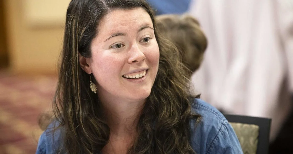 Haley McKnight apologizes for voicemail left for Sen. Sheehy