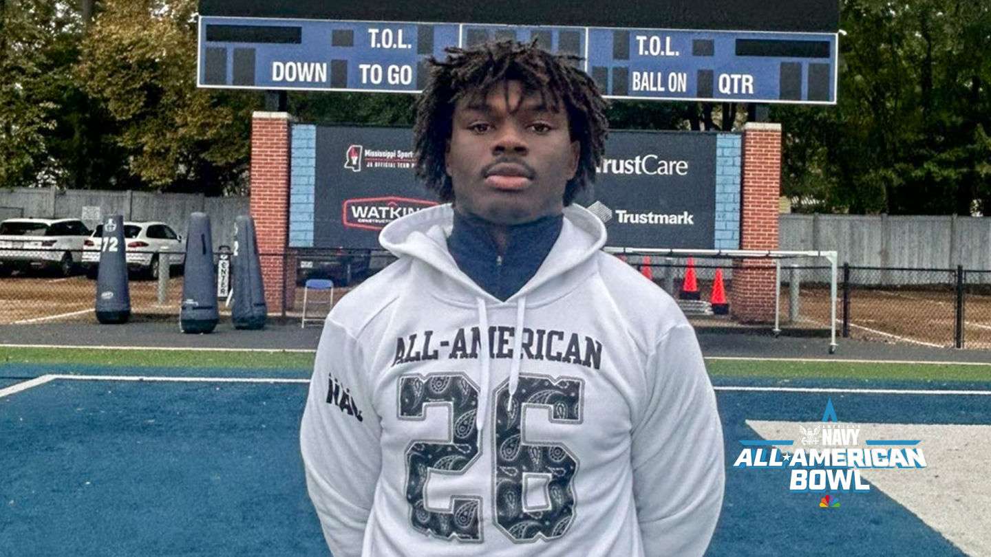 Tennessee Commit TJ White Honored as a 2026 Navy All-American