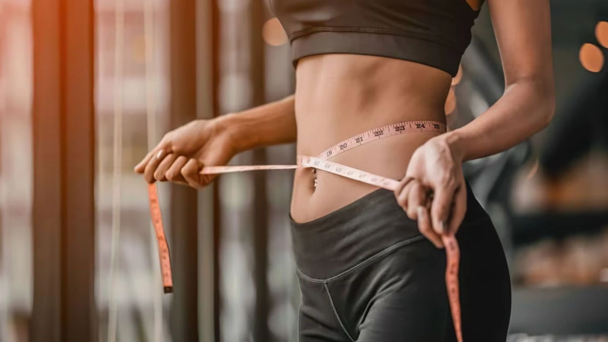 Weight Loss Tips : हर सुबह अपनाएं ये आदतें, और देखें कैसे घटता है पेट की चर्बी